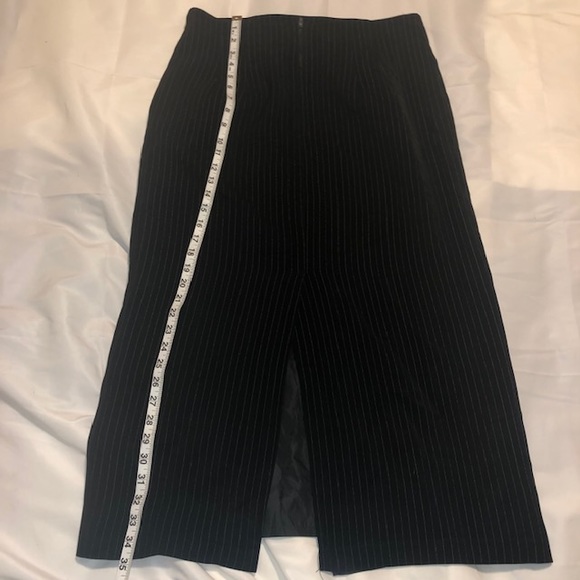 Briggs Pin Striped - Picture 3 of 3